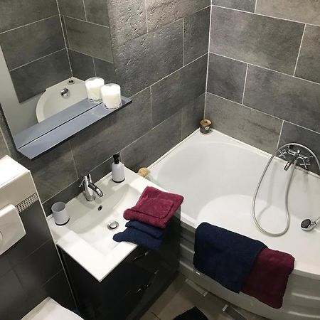 Bel Appartement lumineux avec extérieur Rosieres-aux-Salines Extérieur photo
